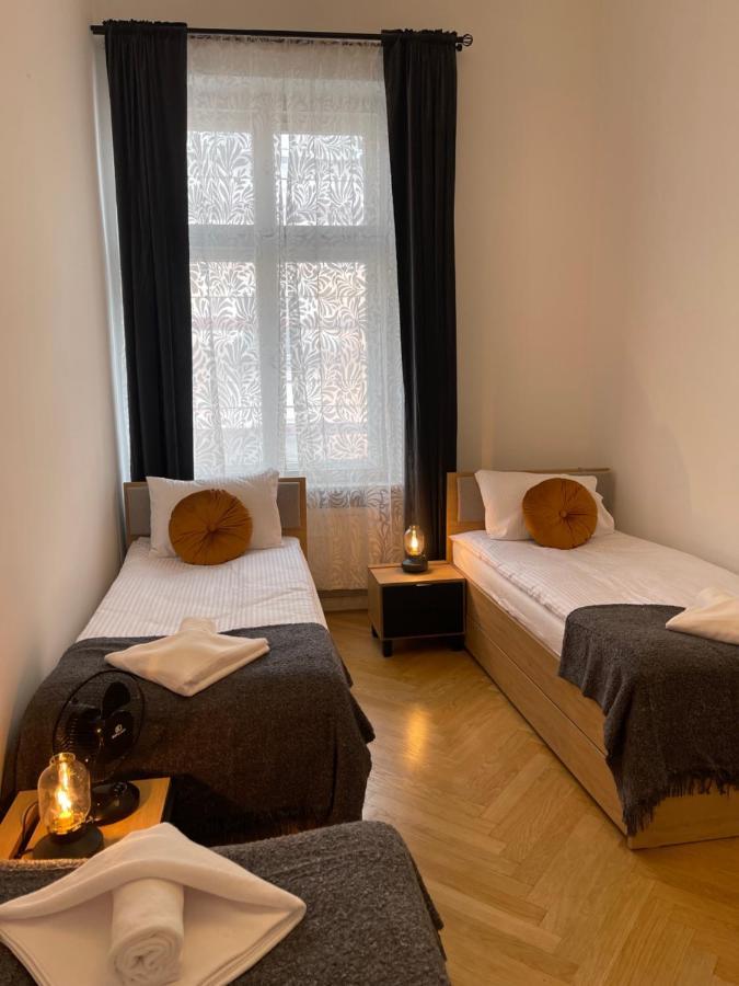 Golden Pearl - Main Square, 100 Sqm, 4 Rooms Krakow Ngoại thất bức ảnh