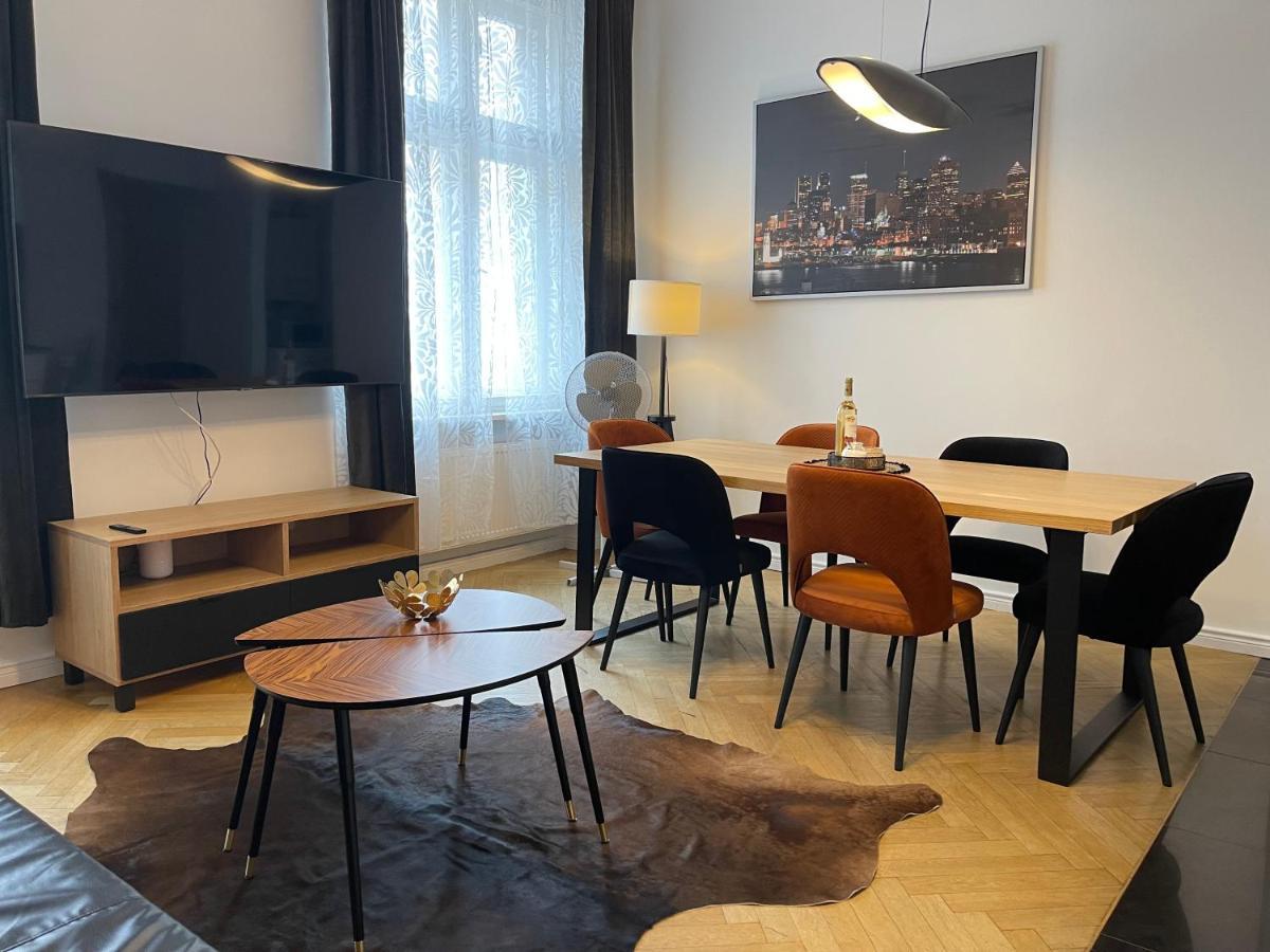 Golden Pearl - Main Square, 100 Sqm, 4 Rooms Krakow Ngoại thất bức ảnh