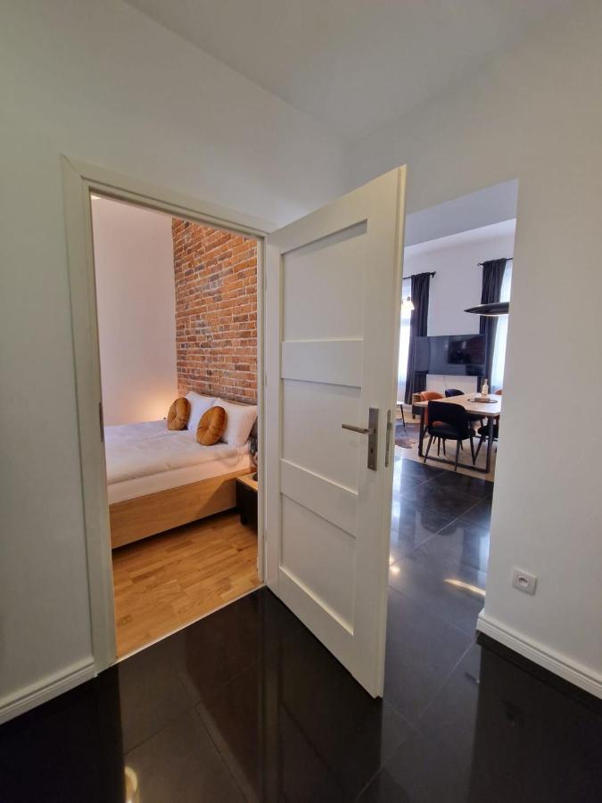 Golden Pearl - Main Square, 100 Sqm, 4 Rooms Krakow Ngoại thất bức ảnh