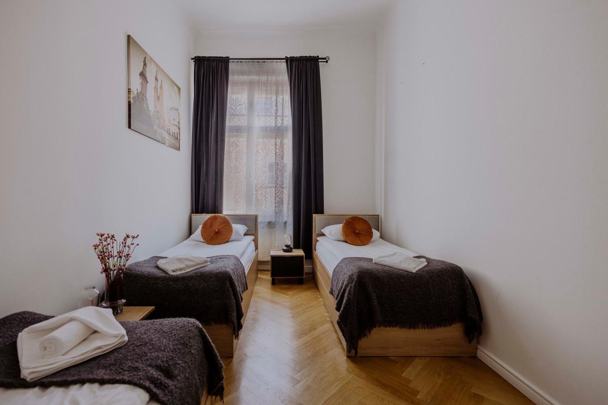Golden Pearl - Main Square, 100 Sqm, 4 Rooms Krakow Ngoại thất bức ảnh