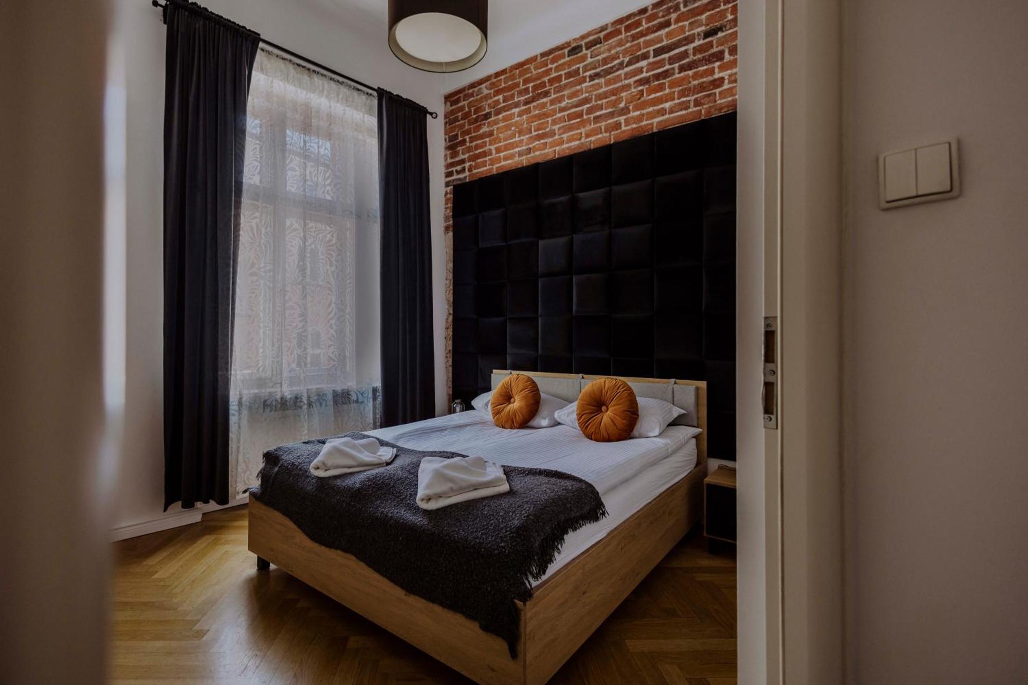 Golden Pearl - Main Square, 100 Sqm, 4 Rooms Krakow Ngoại thất bức ảnh