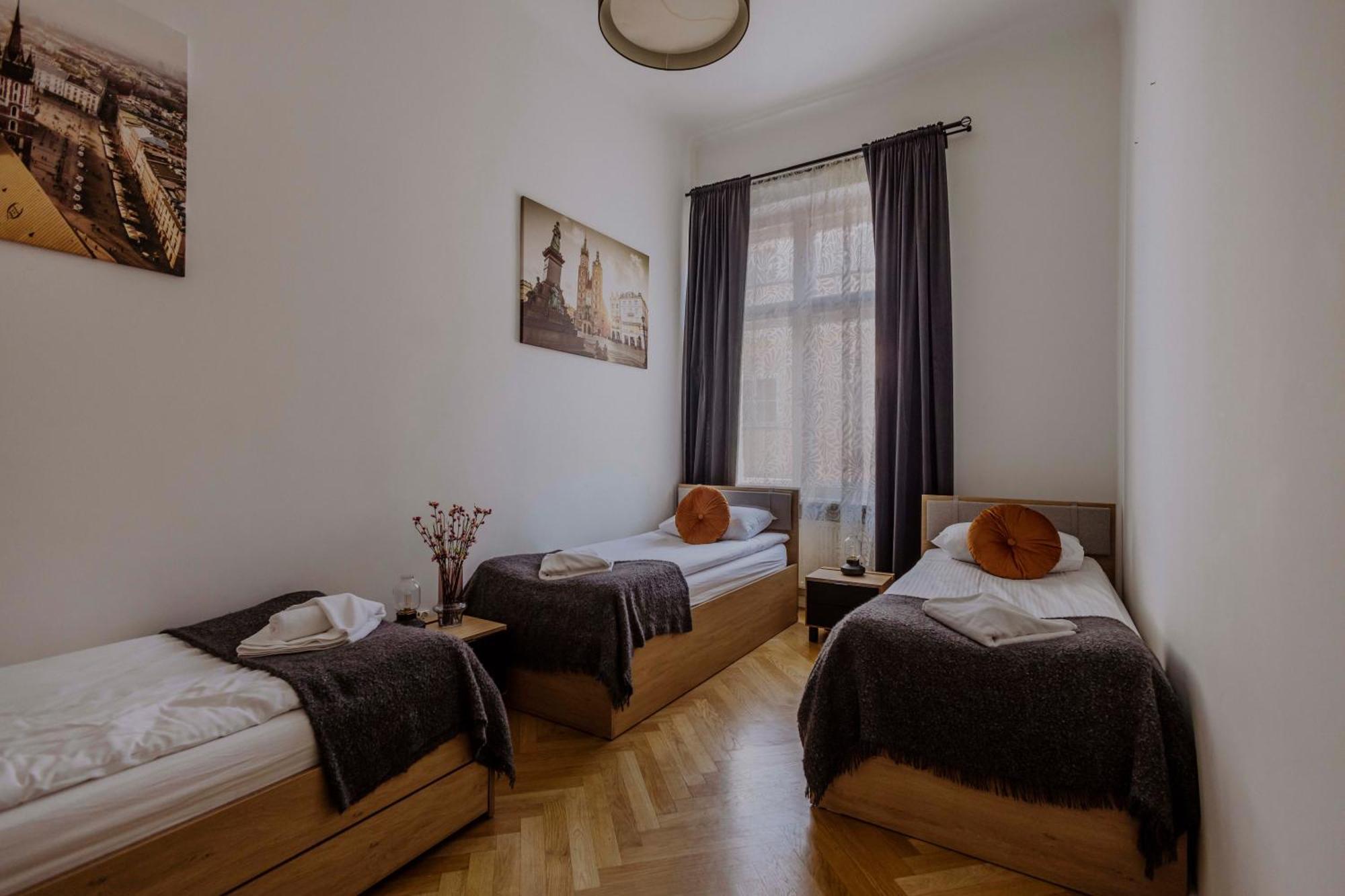 Golden Pearl - Main Square, 100 Sqm, 4 Rooms Krakow Ngoại thất bức ảnh