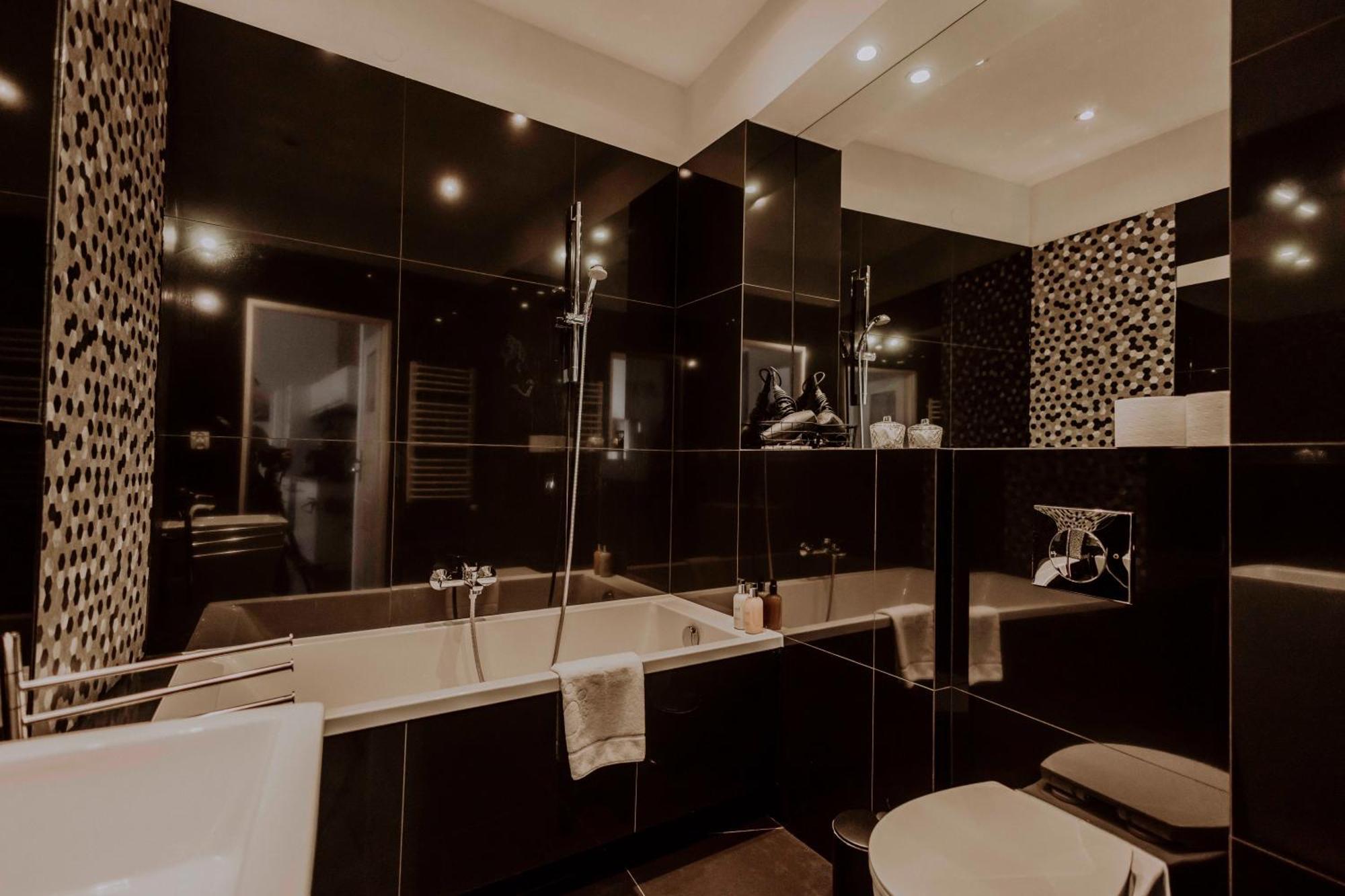 Golden Pearl - Main Square, 100 Sqm, 4 Rooms Krakow Ngoại thất bức ảnh