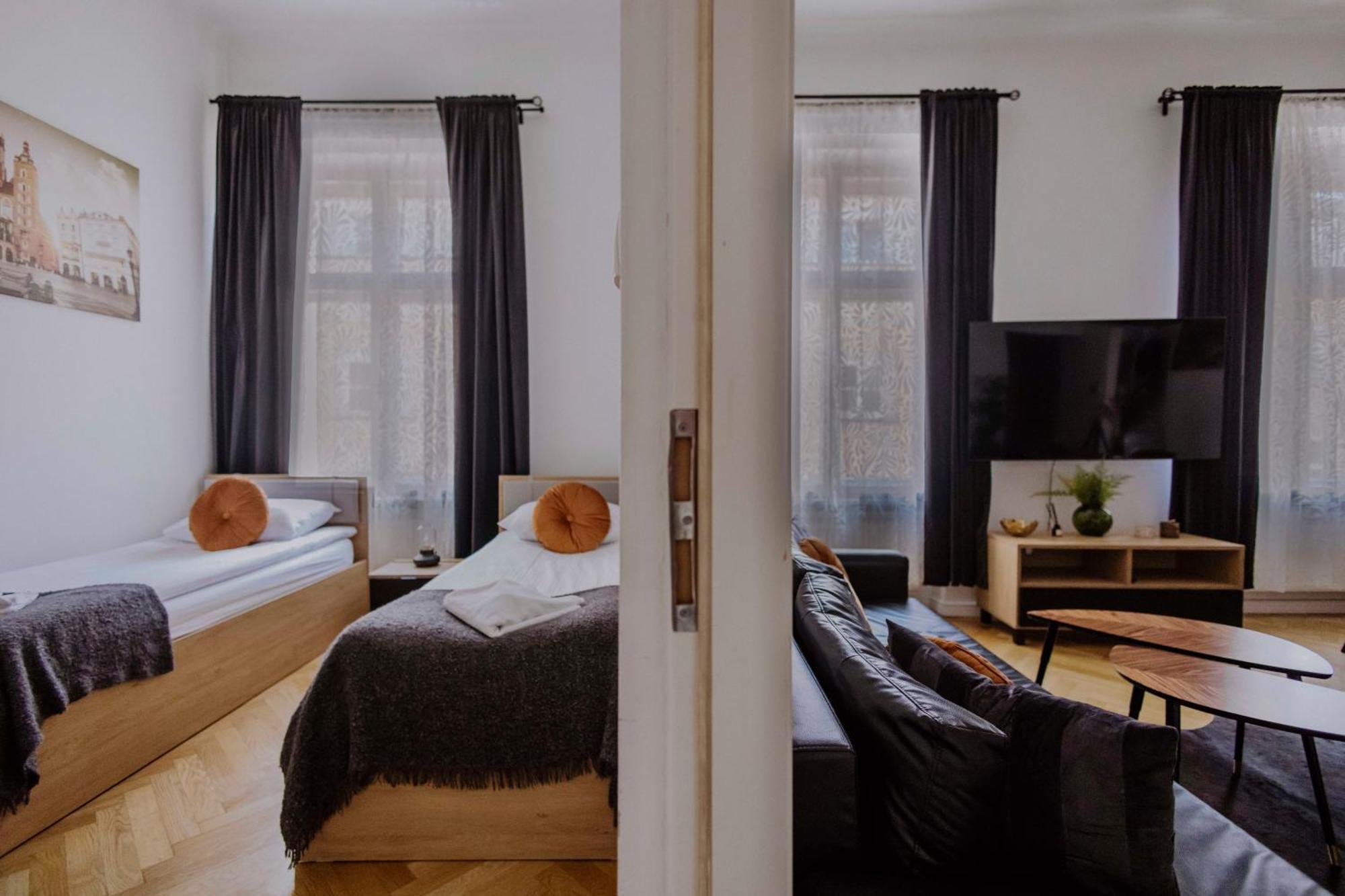 Golden Pearl - Main Square, 100 Sqm, 4 Rooms Krakow Ngoại thất bức ảnh