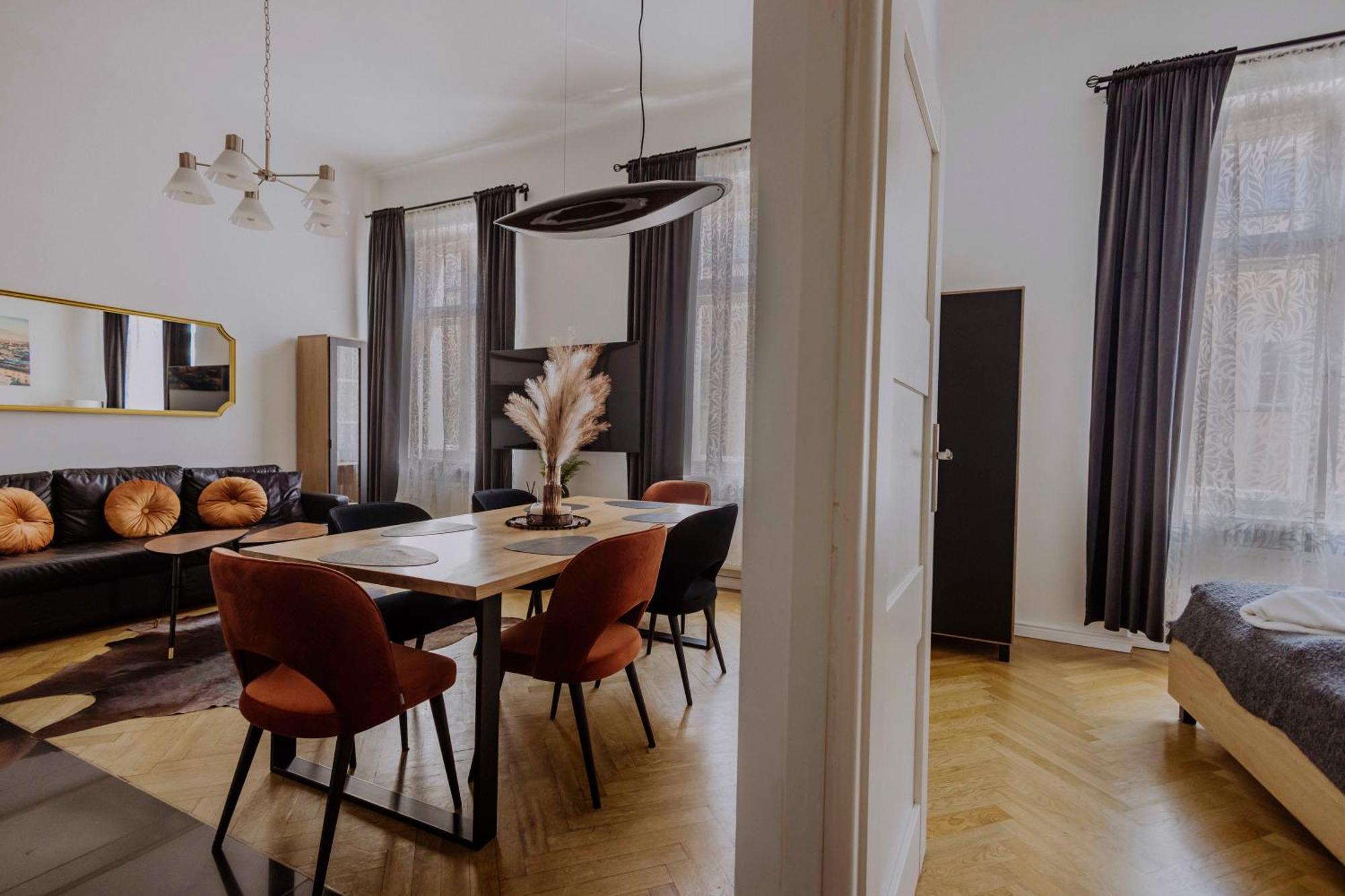 Golden Pearl - Main Square, 100 Sqm, 4 Rooms Krakow Ngoại thất bức ảnh
